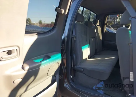 2005 Toyota Tundra Sr5 V8 из США, поврежденный, VIN 5TBRT34165S457542